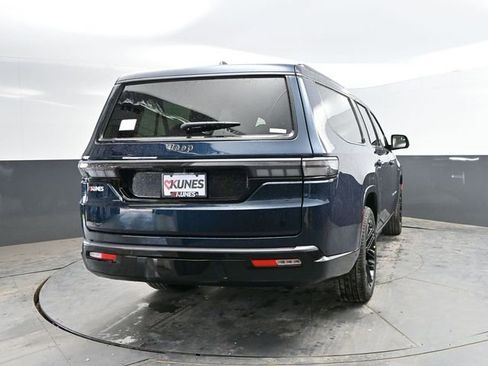 New 2026 Jeep Grand Wagoneer L Limited AWD/4WD image 6