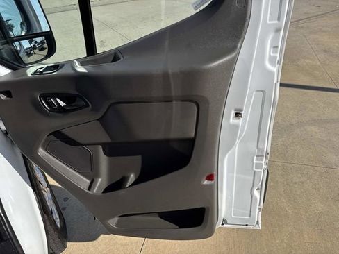 Used 2023 Ford Transit 350 XLT image 16