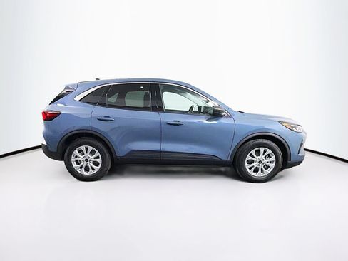 Used 2024 Ford Escape Active w/ Cold Weather Package FWD image 8
