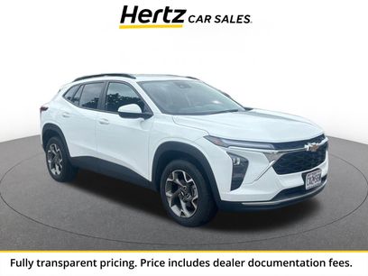 Used 2025 Chevrolet Trax LT