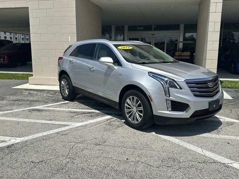 Used 2019 Cadillac XT5 Luxury AWD/4WD image 4
