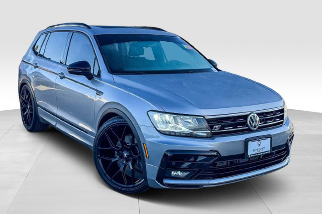 Used 2021 Volkswagen Tiguan SE R-Line FWD image 2