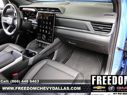 New 2026 GMC Terrain Elevation w/ Elevation Premium Package FWD image 12