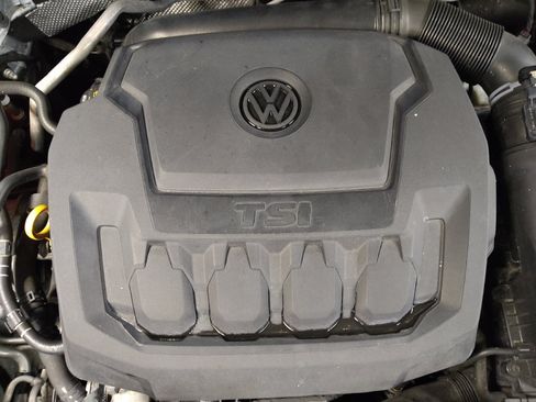 Used 2019 Volkswagen Passat 2.0T Wolfsburg FWD image 30