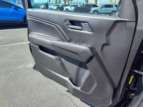 New 2026 Chevrolet Colorado W/T w/ WT Custom Package RWD image 9