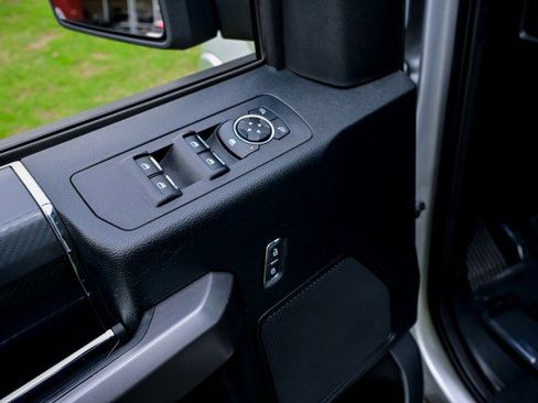 Used 2019 Ford F150 XLT w/ Equipment Group 302A Luxury image 20