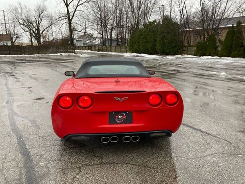 Used 2005 Chevrolet Corvette w/ Preferred Equipment Group image 4