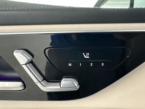 Certified 2024 Mercedes-Benz GLC 300 image 28