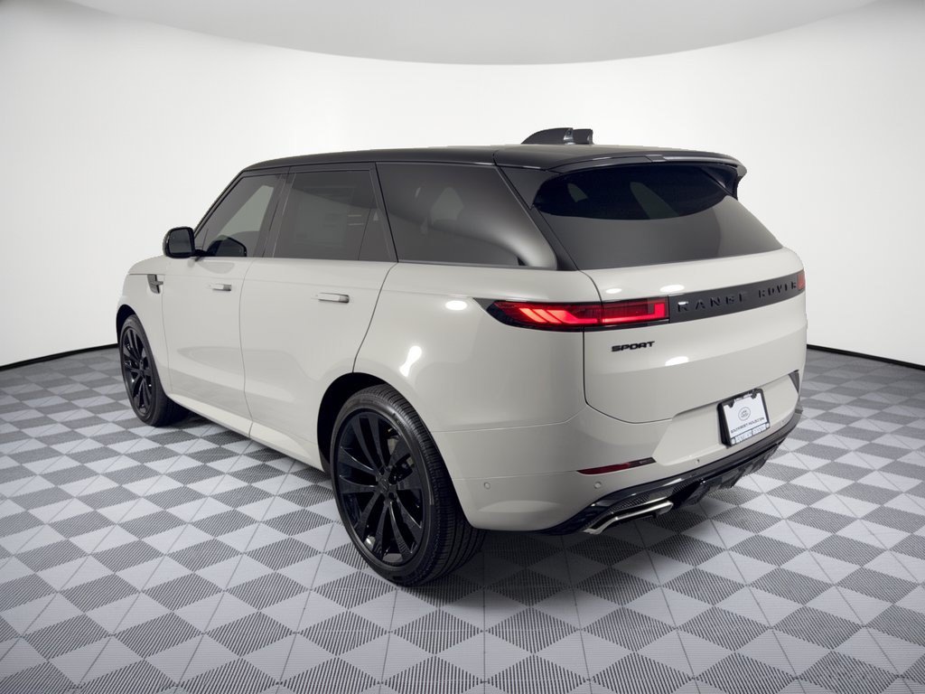 New 2027 Land Rover Range Rover Sport Dynamic SE AWD/4WD image 3
