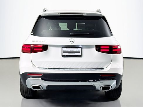 New 2026 Mercedes-Benz GLB 250 image 3