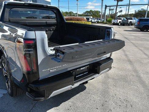 New 2025 GMC Sierra EV Denali image 14