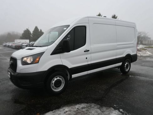 New 2026 Ford Transit 250 148 Medium Roof w/ Load Area Protection Package RWD image 11