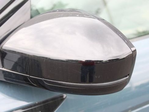 Used 2024 Land Rover Range Rover Evoque S image 12