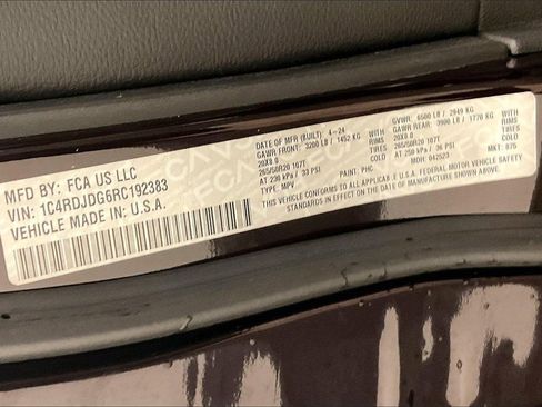 Used 2024 Dodge Durango GT image 29