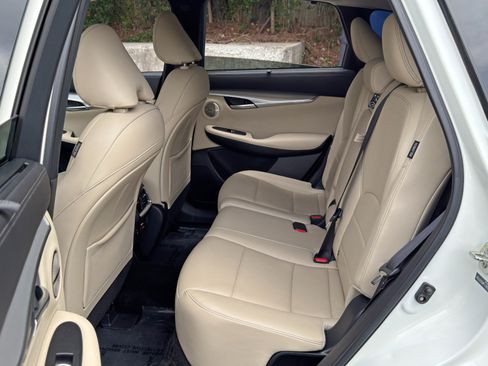Used 2021 INFINITI QX50 Sensory FWD image 43