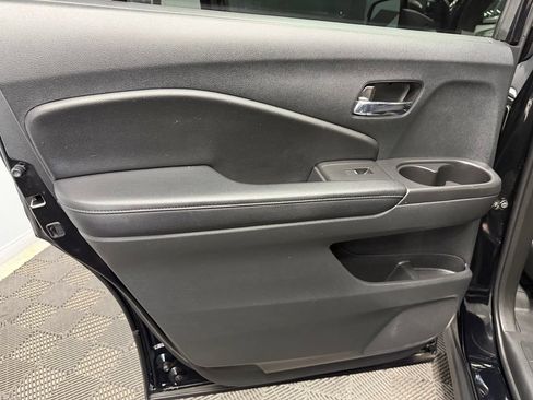 Used 2022 Honda Pilot Sport image 41