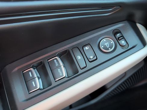 Used 2024 Honda Accord EX image 19