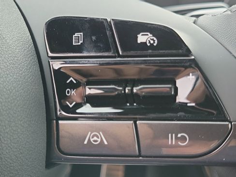 New 2026 Hyundai Elantra Sport image 9