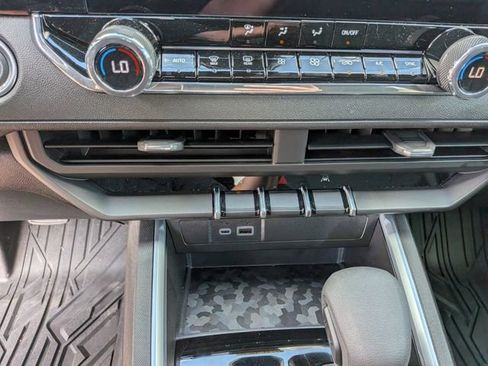 New 2026 Chevrolet Colorado Trail Boss AWD/4WD image 23