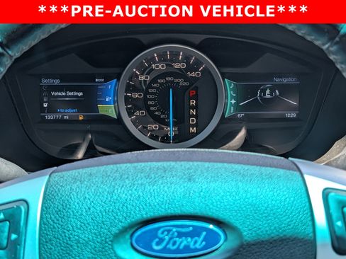 Used 2013 Ford Explorer XLT image 29