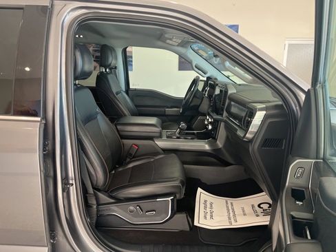 Used 2021 Ford F150 Lariat w/ Equipment Group 502A High image 19