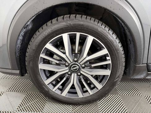 Used 2024 Nissan Kicks SV FWD image 9