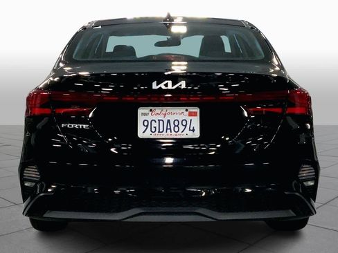 Used 2023 Kia Forte LXS image 4