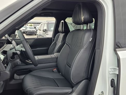 New 2026 INFINITI QX80 Autograph w/ Premium Cargo Package image 12