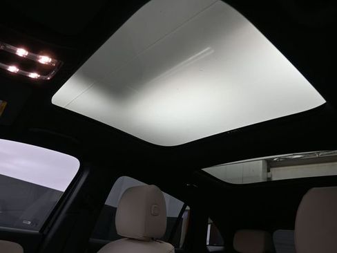 New 2026 Mercedes-Benz GLA 250 image 10