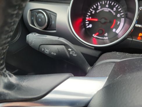 Used 2022 Ford Mustang Premium image 15