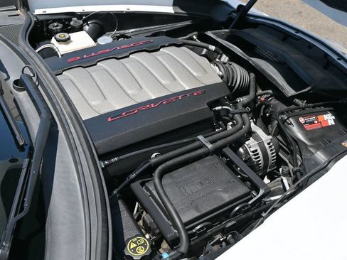 Used 2016 Chevrolet Corvette Stingray Coupe RWD image 21