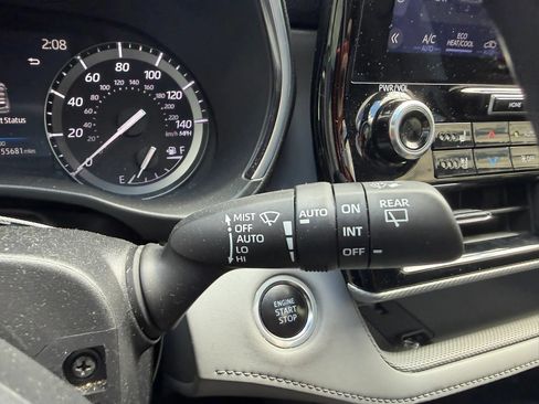 Used 2021 Toyota Highlander Platinum AWD/4WD image 25