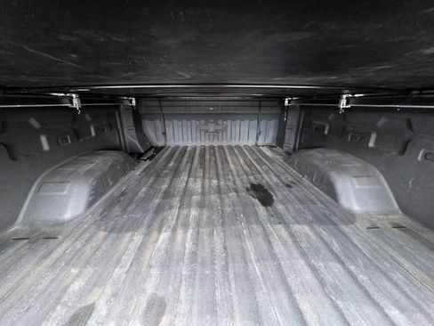 Used 2021 Chevrolet Silverado 2500 Custom w/ Custom Value Package image 37