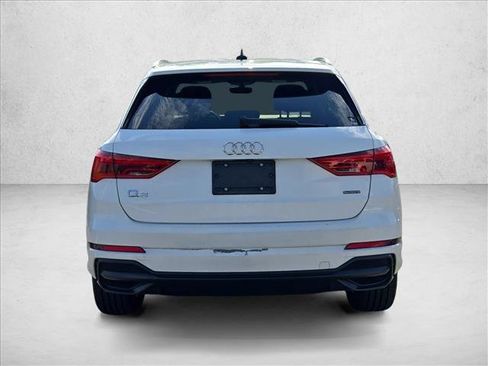 Used 2021 Audi Q3 2.0T Premium AWD/4WD image 6