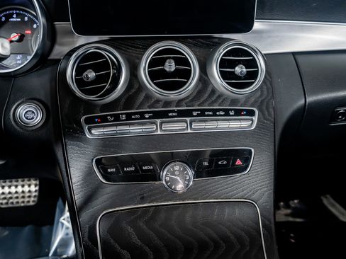 Used 2019 Mercedes-Benz C 300 4MATIC Cabriolet image 31