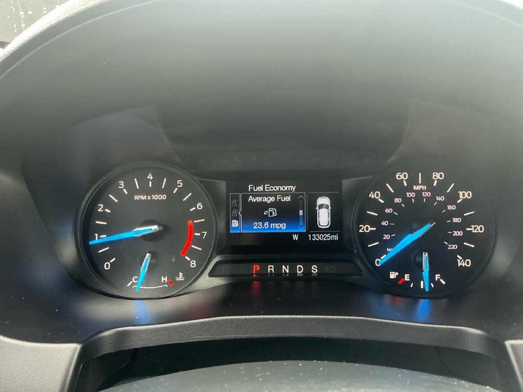 Used 2019 Ford Explorer XLT FWD image 19