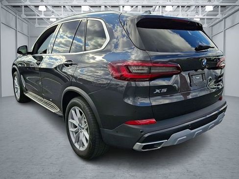 Certified 2022 BMW X5 xDrive40i w/ Parking Assistance Package image 7
