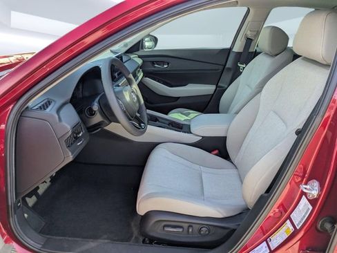 Certified 2025 Honda Accord SE image 20