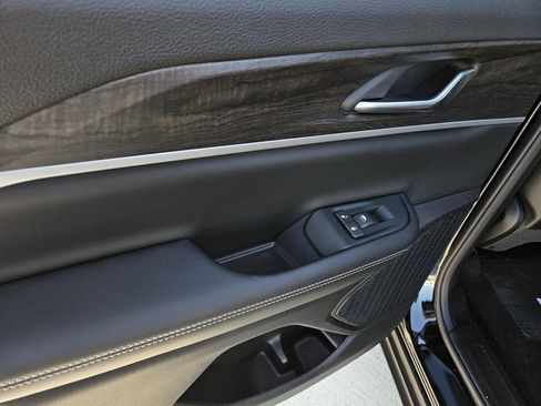 New 2026 Jeep Grand Cherokee Altitude RWD image 14