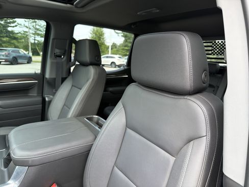 Used 2025 Chevrolet Silverado 1500 RST AWD/4WD image 20