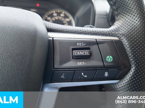 Used 2024 Mitsubishi Outlander SE AWD/4WD image 11