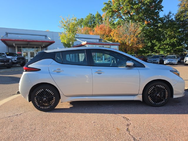 Used 2024 Nissan Leaf SV Plus FWD image 6