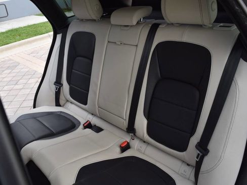 Used 2019 Jaguar F-PACE R-Sport AWD/4WD image 46