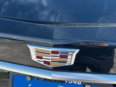Used 2023 Cadillac XT5 Premium Luxury w/ Technology Package FWD image 14