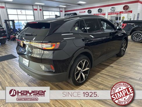 Used 2023 Volkswagen ID.4 Pro S AWD/4WD image 5