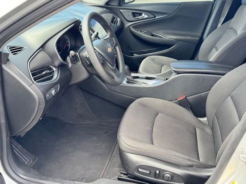 Used 2020 Chevrolet Malibu LT FWD image 22