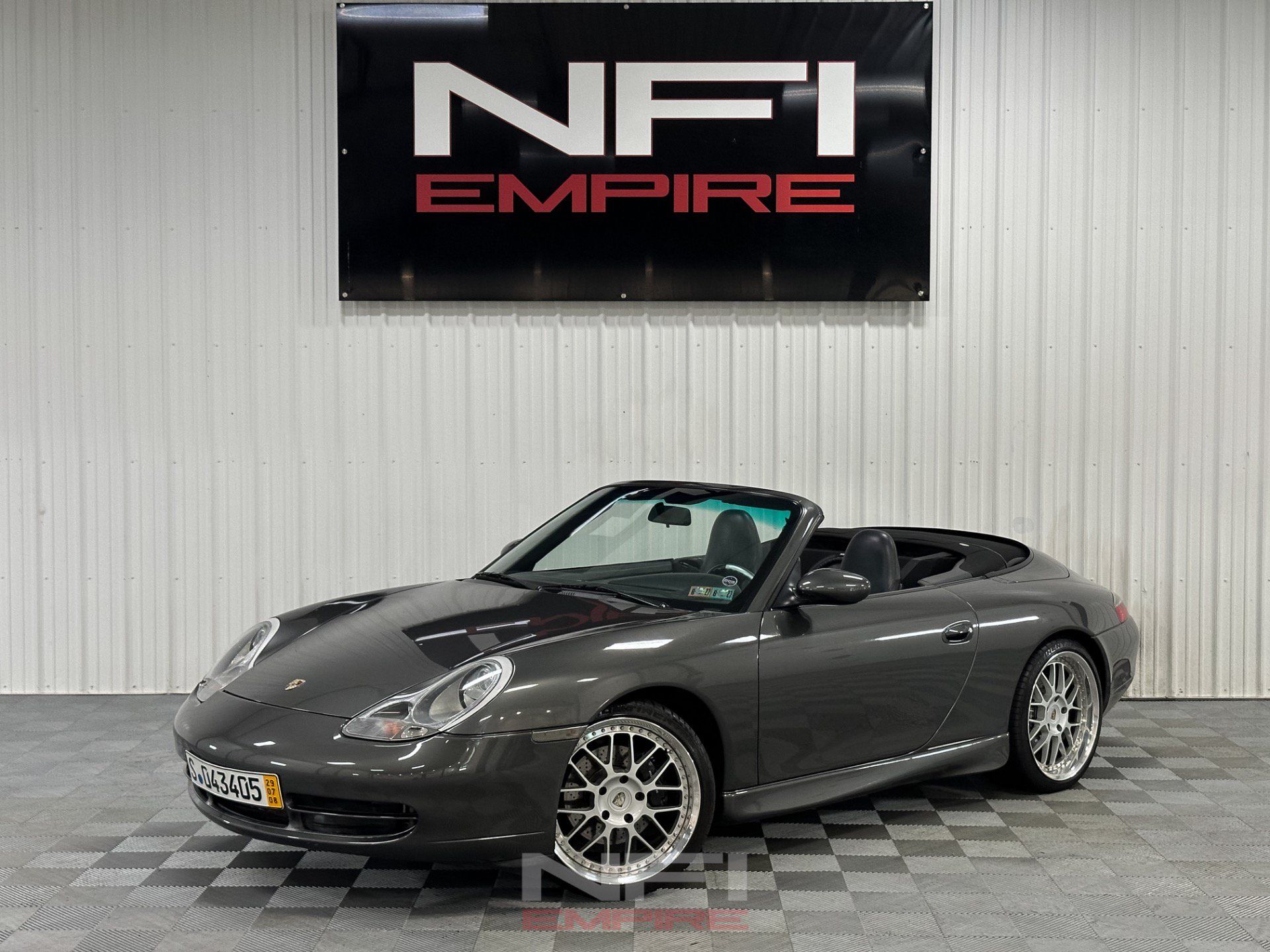 Used 2000 Porsche 911 Cabriolet image 1