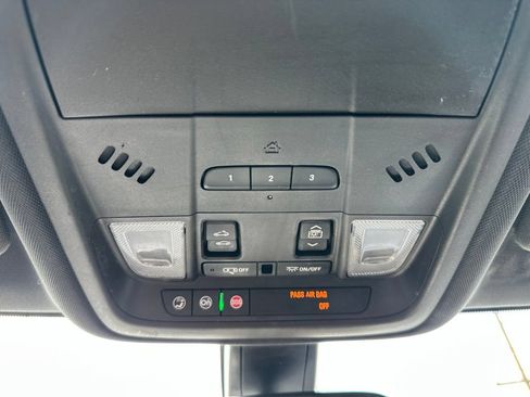 Used 2019 Chevrolet Blazer RS w/ Sun and Wheels Package FWD image 43