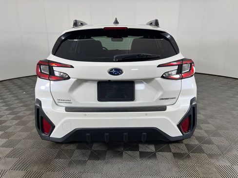 Used 2024 Subaru Crosstrek 2.5i Limited AWD/4WD image 8