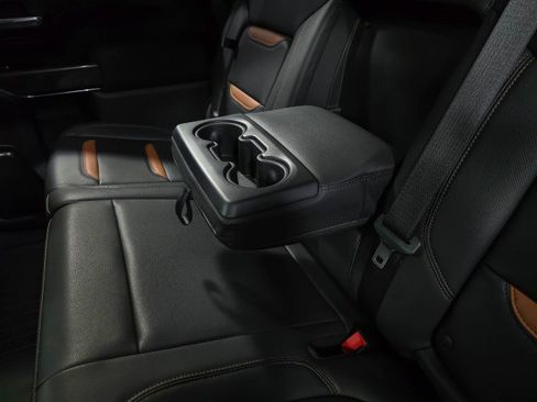 Used 2023 GMC Sierra 3500 AT4 w/ Gooseneck/5TH Wheel Package image 22